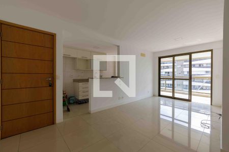 Sala de apartamento para alugar com 3 quartos, 84m² em Recreio dos Bandeirantes, Rio de Janeiro