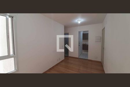 Sala de apartamento para alugar com 2 quartos, 47m² em São Pedro, Osasco