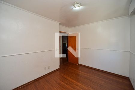 Quarto 1 de apartamento para alugar com 2 quartos, 71m² em Passo da Areia, Porto Alegre