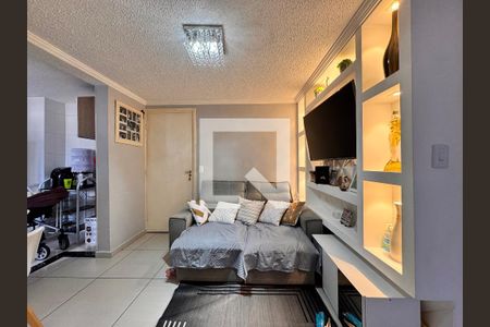 Sala de apartamento para alugar com 2 quartos, 53m² em Vila Lutécia, Santo André