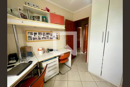 Casa à venda com 256m², 3 quartos e 5 vagas Casa à venda com 256m², 3 quartos e 5 vagasQuarto 2