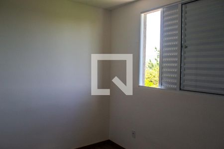 Quarto 2 de apartamento para alugar com 2 quartos, 46m² em Restinga, Porto Alegre