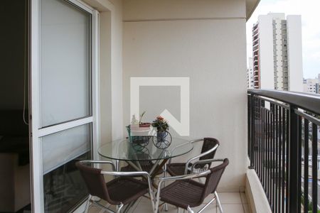 Sacada de apartamento à venda com 2 quartos, 72m² em Vila Ipojuca, São Paulo