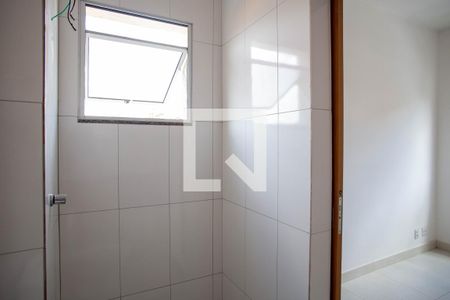 Banheiro - Quarto de apartamento à venda com 3 quartos, 75m² em Renascença, Belo Horizonte