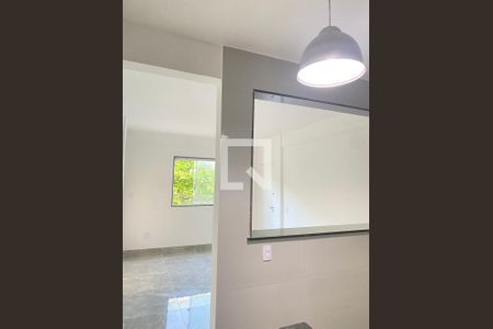 Sala de apartamento à venda com 1 quarto, 60m² em Recreio dos Bandeirantes, Rio de Janeiro