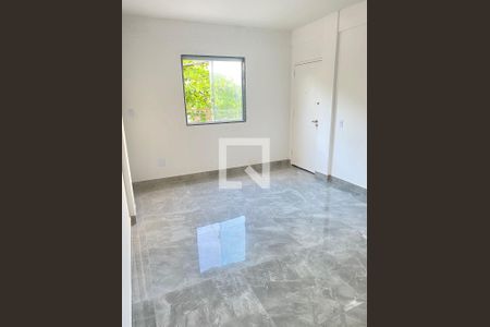 Sala de apartamento à venda com 1 quarto, 60m² em Recreio dos Bandeirantes, Rio de Janeiro