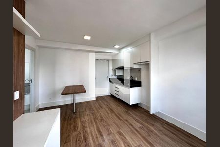 Sala de apartamento para alugar com 1 quarto, 32m² em Jardim Aeroporto, São Paulo