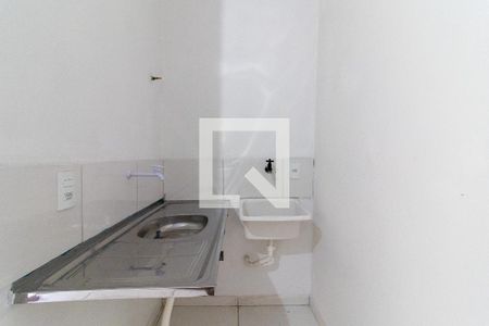 Cozinha de kitnet/studio para alugar com 1 quarto, 11m² em Centro, Campinas