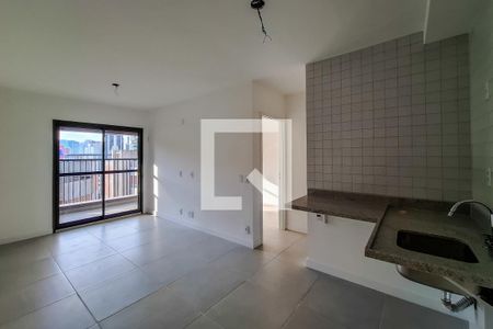 Sala/Cozinha de apartamento à venda com 1 quarto, 40m² em Liberdade, São Paulo