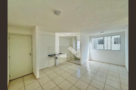 Sala de apartamento para alugar com 2 quartos, 45m² em Vargem Grande, Rio de Janeiro