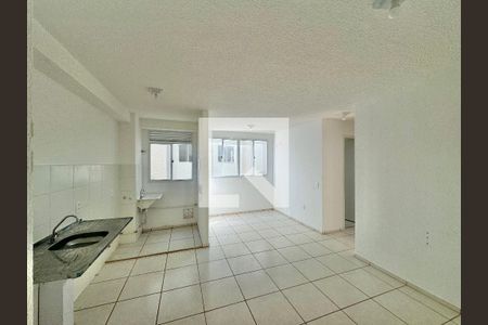 Sala de apartamento para alugar com 2 quartos, 45m² em Vargem Grande, Rio de Janeiro