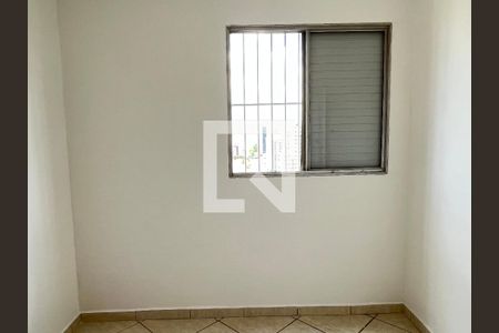 Quarto 1 de apartamento para alugar com 2 quartos, 60m² em Parque Imperial, São Paulo