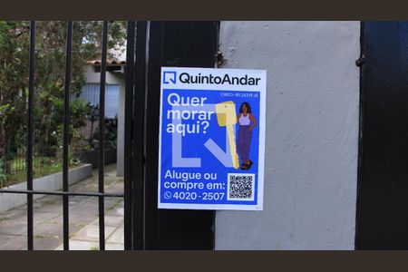 placa instalada de casa à venda com 3 quartos, 120m² em Jardim Itu, Porto Alegre