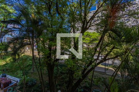 Vista  Quarto de apartamento para alugar com 1 quarto, 43m² em Jardim Itu, Porto Alegre