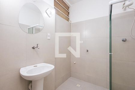 Banheiro de kitnet/studio para alugar com 1 quarto, 39m² em Bela Vista, São Paulo