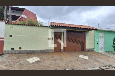 Fachada de casa para alugar com 2 quartos, 247m² em Parque do Colegio, Suzano