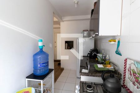 Cozinha e Área de Serviço de apartamento à venda com 2 quartos, 56m² em Azenha, Porto Alegre