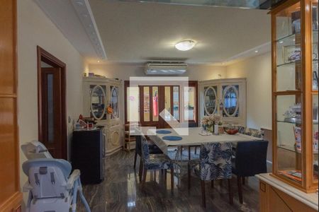 Sala de casa à venda com 4 quartos, 300m² em Jardim Santa Marcelina, Campinas