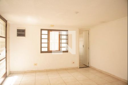 Sala de casa de condomínio para alugar com 1 quarto, 35m² em Vila da Saúde, São Paulo