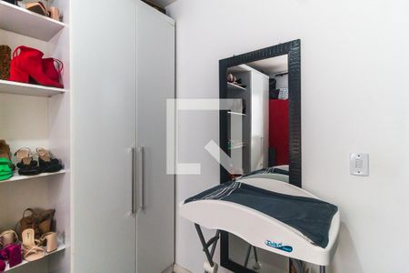 Quarto 1 de apartamento para alugar com 2 quartos, 48m² em Jardim Itamarati, Poá