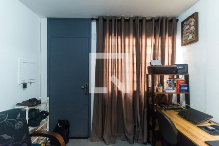 Sala de apartamento para alugar com 2 quartos, 48m² em Jardim Itamarati, Poá