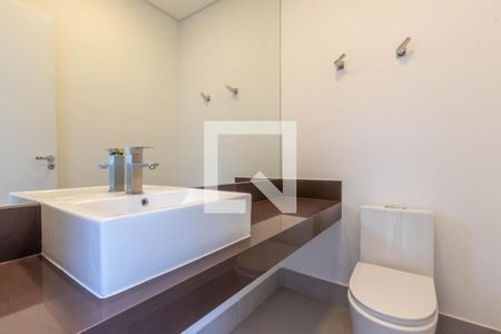 Casa de condomínio à venda com 376m², 4 quartos e 4 vagas Casa de condomínio à venda com 376m², 4 quartos e 4 vagasLavabo