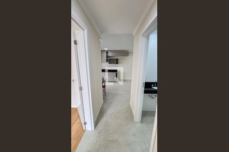 Corredor de apartamento para alugar com 2 quartos, 63m² em Parque das Nações, Santo André