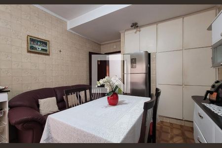 Casa à venda com 131m², 2 quartos e 1 vaga Casa à venda com 131m², 2 quartos e 1 vagaCozinha