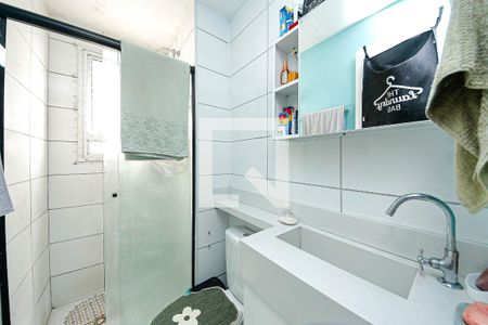 Banheiro de apartamento à venda com 1 quarto, 36m² em Vila Graciosa, São Paulo