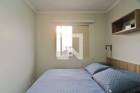 Quarto 1 de apartamento para alugar com 2 quartos, 55m² em Vila Palmeiras, São Paulo