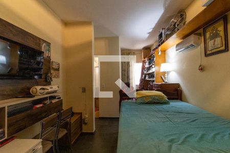 Quarto de apartamento à venda com 1 quarto, 55m² em Centro, Campinas