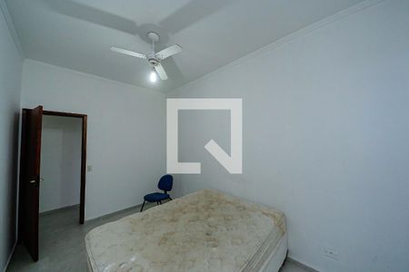 Suíte 1 de casa para alugar com 3 quartos, 220m² em Vila Central, São Paulo