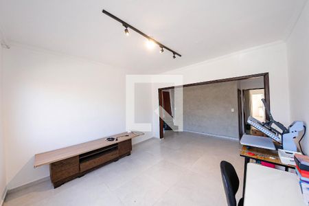 Sala de casa para alugar com 3 quartos, 220m² em Vila Central, São Paulo