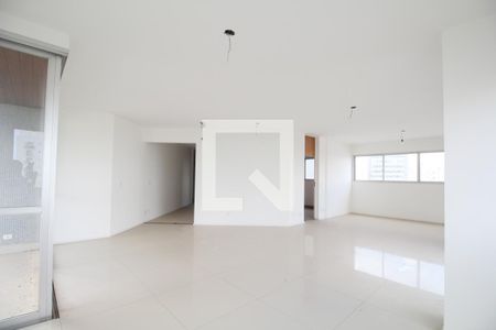 Sala de apartamento à venda com 4 quartos, 198m² em Vila Suzana, São Paulo