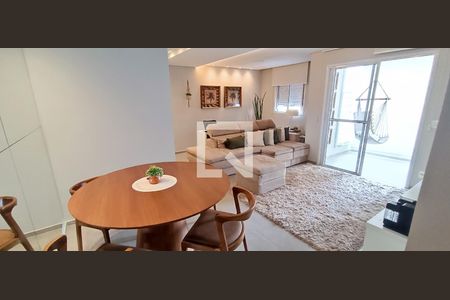 Sala de apartamento à venda com 2 quartos, 73m² em Jardim Wanda, Taboão da Serra