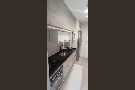 Cozinha de apartamento à venda com 2 quartos, 73m² em Jardim Wanda, Taboão da Serra