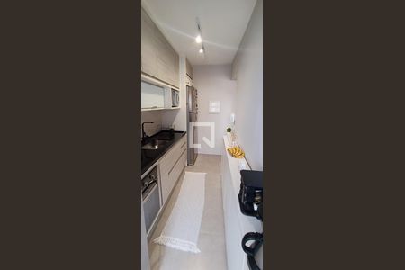 Cozinha de apartamento à venda com 2 quartos, 73m² em Jardim Wanda, Taboão da Serra