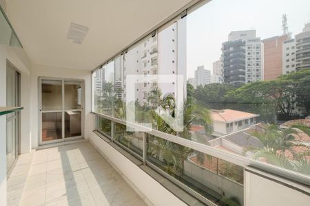 Foto 02 de apartamento à venda com 4 quartos, 215m² em Campo Belo, São Paulo