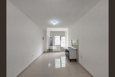 Sala de casa para alugar com 1 quarto, 60m² em Vila Gea, São Paulo