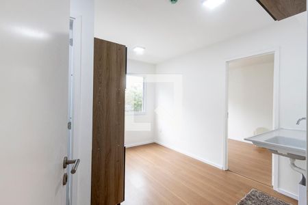 Sala/Cozinha de apartamento à venda com 1 quarto, 25m² em Vila Ipojuca, São Paulo