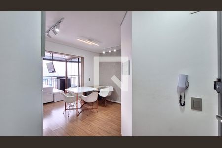 Cozinha de apartamento para alugar com 1 quarto, 30m² em Bom Retiro, São Paulo