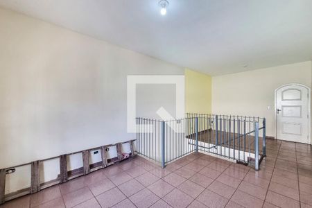 Sala de casa para alugar com 1 quarto, 60m² em Centro, Jacareí