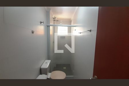 Banheiro de apartamento para alugar com 1 quarto, 50m² em Canto do Forte, Praia Grande