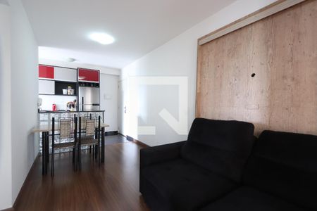 Sala de apartamento para alugar com 3 quartos, 63m² em Parque São Lourenço, São Paulo