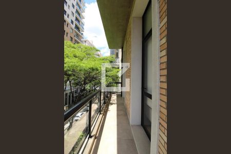 Varanda de apartamento à venda com 2 quartos, 151m² em Itaim Bibi, São Paulo