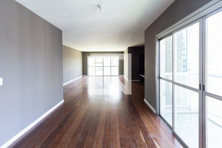 Sala de apartamento para alugar com 4 quartos, 230m² em Itaim Bibi, São Paulo