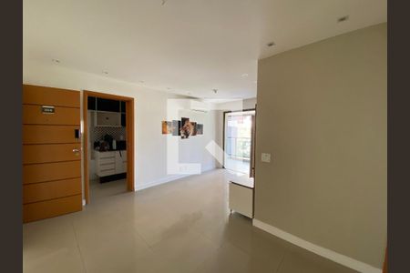 Apartamento à venda com 68m², 2 quartos e 1 vagaSala