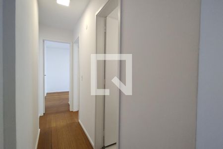 Corredor de apartamento à venda com 2 quartos, 48m² em Jacarepaguá, Rio de Janeiro