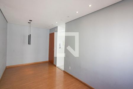 Sala de apartamento para alugar com 2 quartos, 49m² em Jardim Holanda, Uberlândia