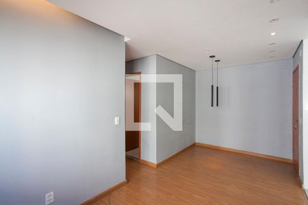 Sala de apartamento para alugar com 2 quartos, 49m² em Jardim Holanda, Uberlândia